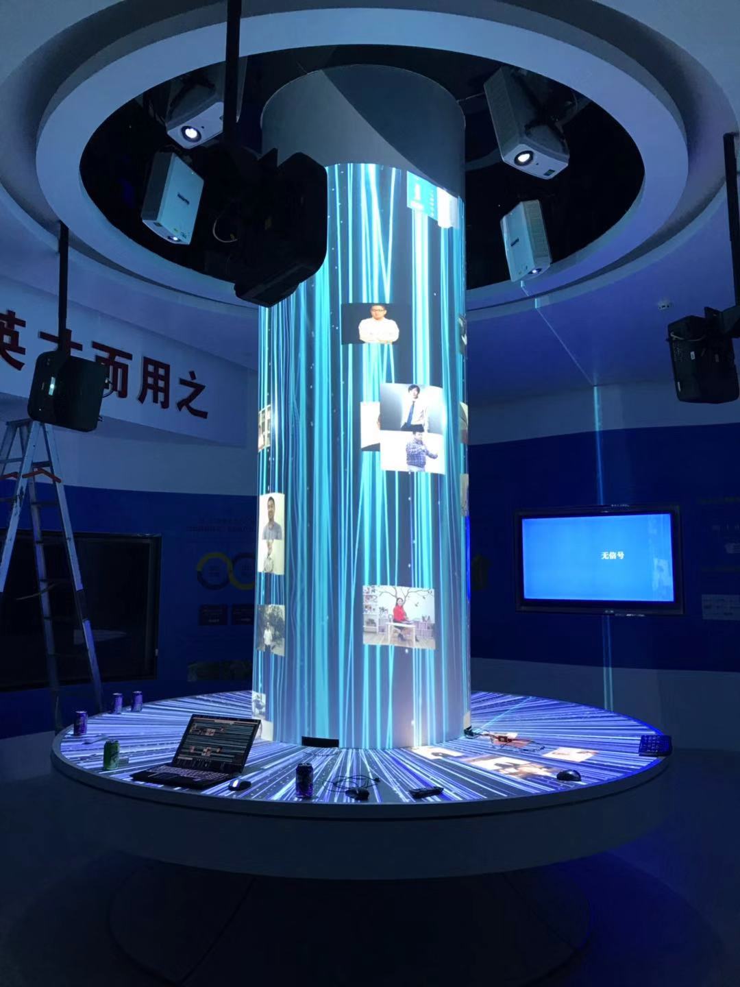 菁蓉汇人才中心展馆1.jpg